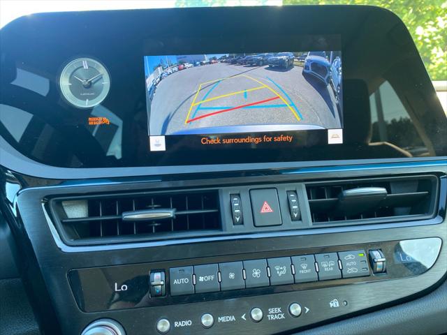 2024 Lexus ES 350 Unknown