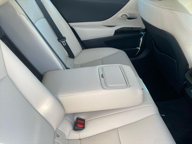 2024 Lexus ES 350 Unknown