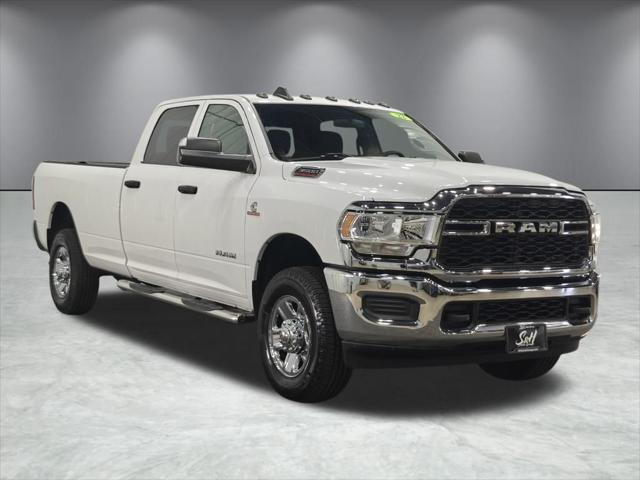 2022 Ram 3500 Tradesman Crew Cab 4x4 8' Box