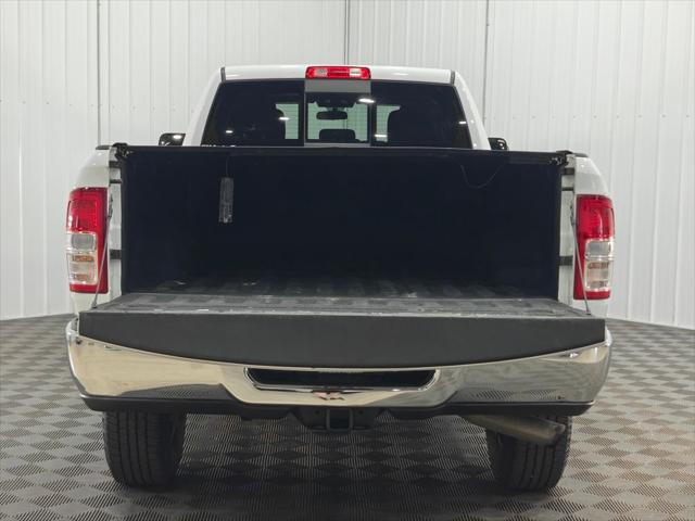 2022 Ram 3500 Tradesman Crew Cab 4x4 8' Box