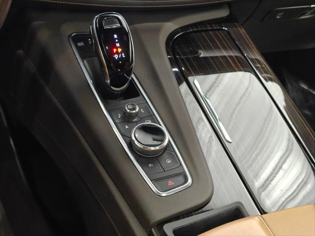 2022 Cadillac Escalade 4WD Premium Luxury