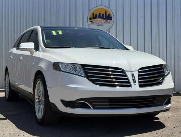 2017 Lincoln MKT Elite
