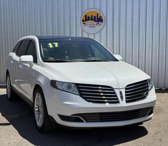 2017 Lincoln MKT Elite