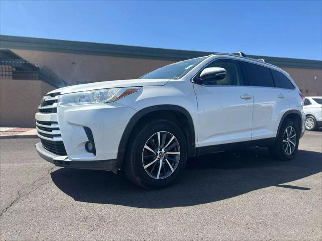 2019 Toyota Highlander XLE for sale in Phoenix, AZ