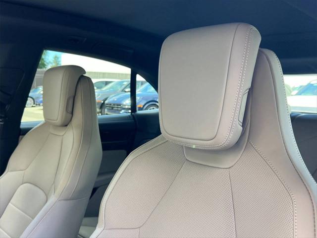 2025 Porsche Macan Electric Electric