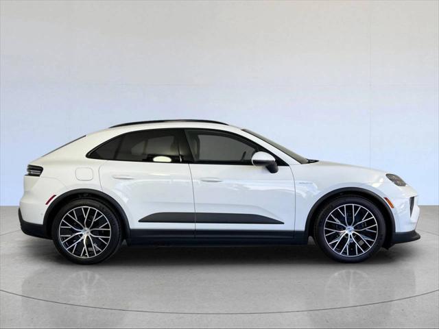 2025 Porsche Macan Electric Electric