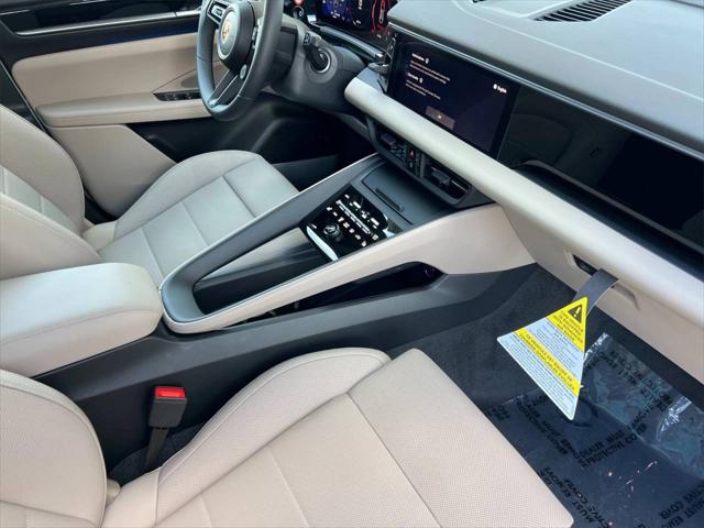 2025 Porsche Macan Electric Electric
