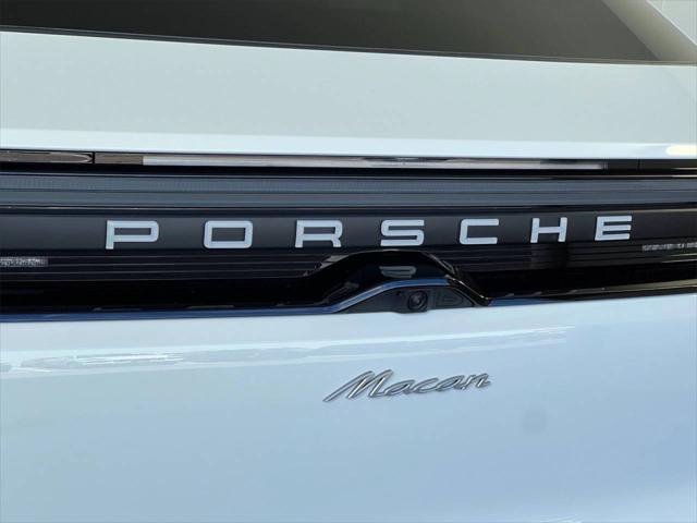 2025 Porsche Macan Electric Electric