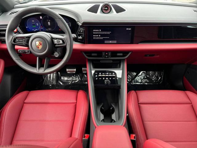 2025 Porsche Macan Electric 4S
