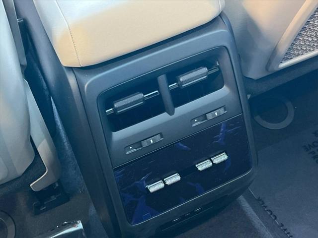 2025 Porsche Macan Electric Electric