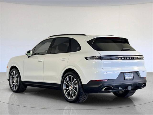2025 Porsche Cayenne Unknown