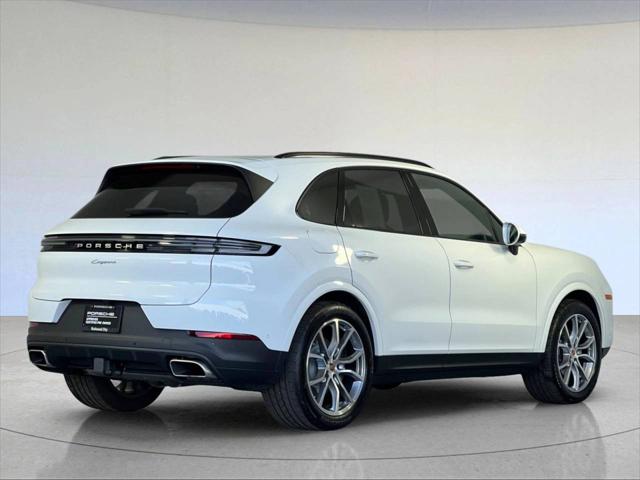 2025 Porsche Cayenne Unknown