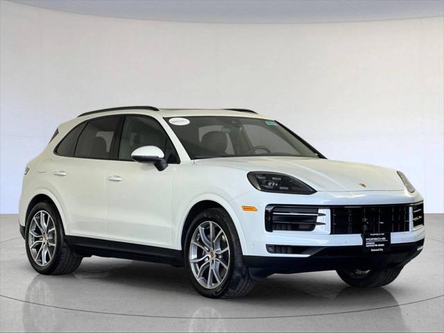 2025 Porsche Cayenne Unknown
