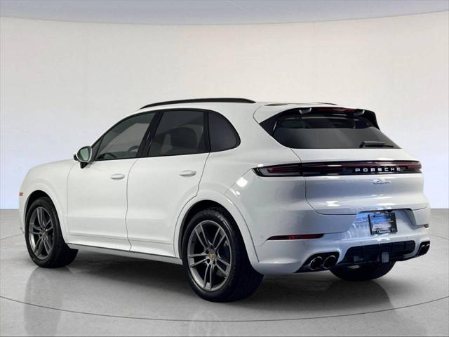 2025 Porsche Cayenne Unknown