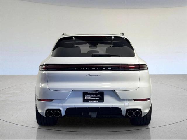2025 Porsche Cayenne Unknown