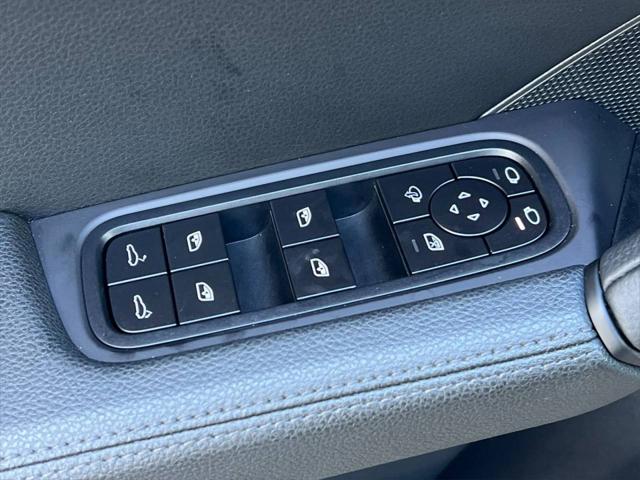 2025 Porsche Cayenne Unknown