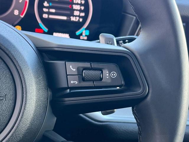 2025 Porsche Cayenne Unknown