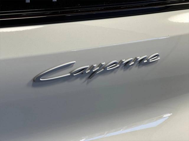 2025 Porsche Cayenne Unknown