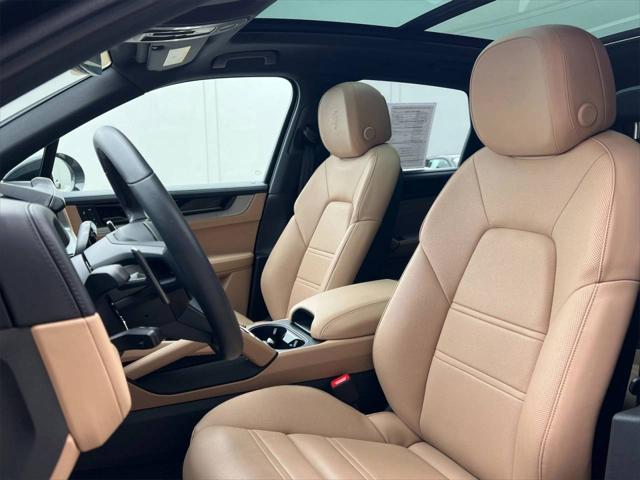 2025 Porsche Cayenne Unknown
