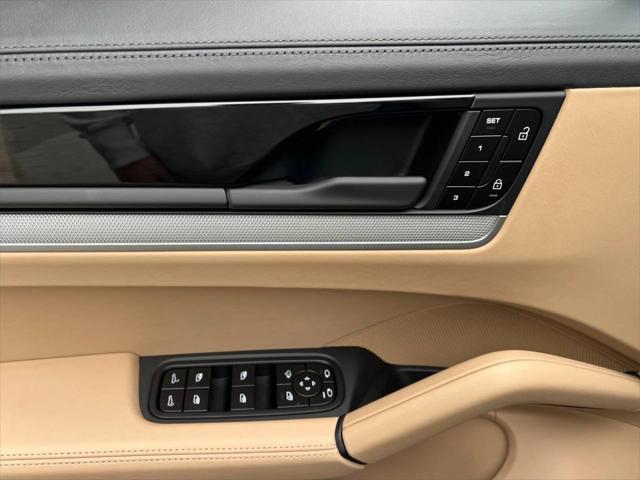 2025 Porsche Cayenne Unknown