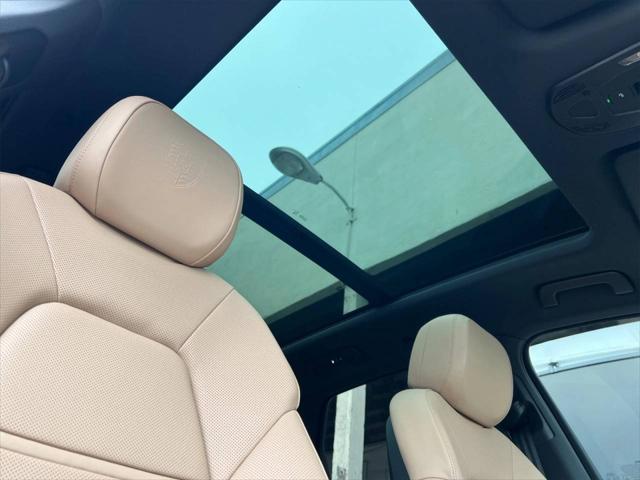 2025 Porsche Cayenne Unknown