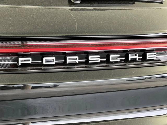 2025 Porsche Cayenne Unknown