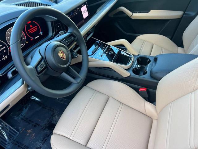 2025 Porsche Cayenne Coupe