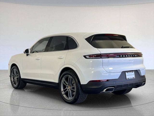 2025 Porsche Cayenne Unknown