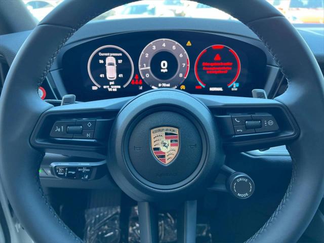 2025 Porsche Cayenne Unknown