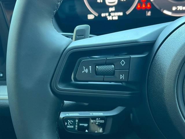 2025 Porsche Cayenne Unknown