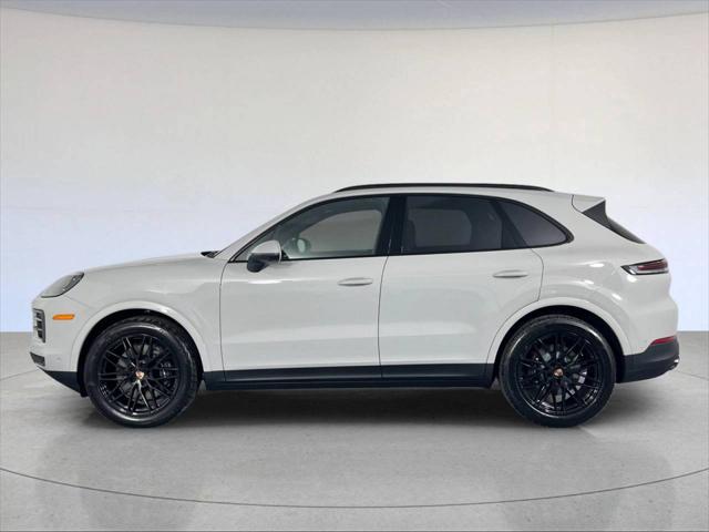 2025 Porsche Cayenne Unknown