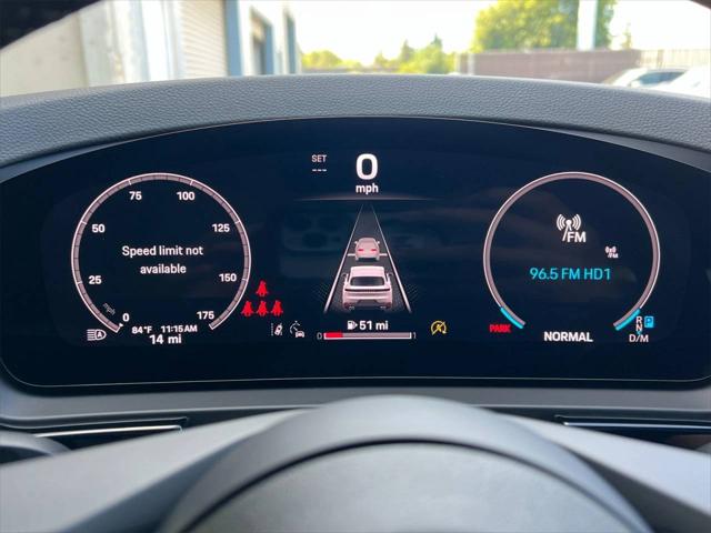 2025 Porsche Cayenne Unknown