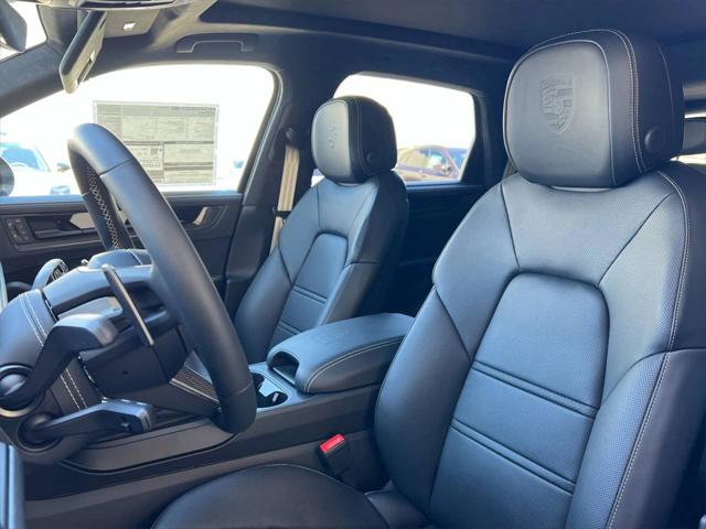 2025 Porsche Cayenne GTS