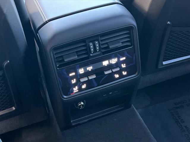 2025 Porsche Cayenne GTS