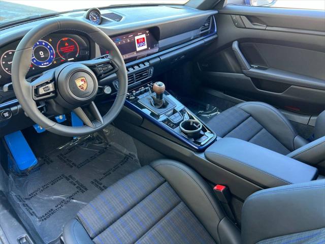 2025 Porsche 911 Carrera T Cabriolet
