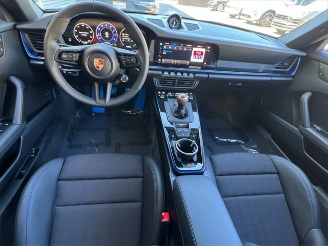 2025 Porsche 911 Carrera T Cabriolet