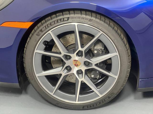 2025 Porsche 911 Carrera T Cabriolet
