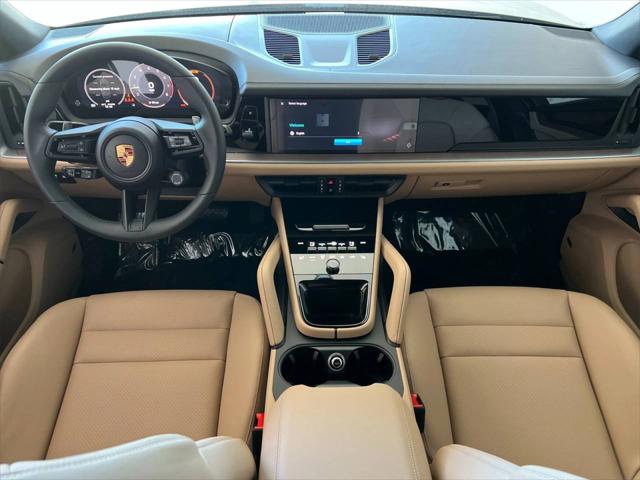 2025 Porsche Cayenne Unknown