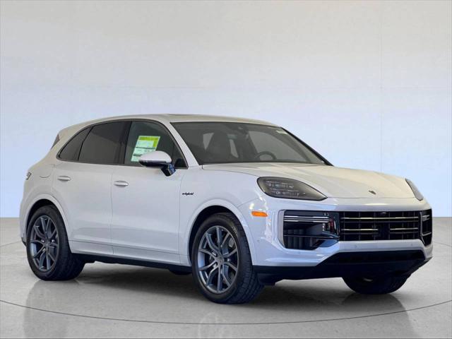 2025 Porsche Cayenne E-Hybrid Turbo