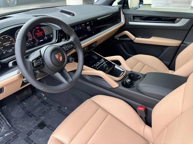 2025 Porsche Cayenne Unknown