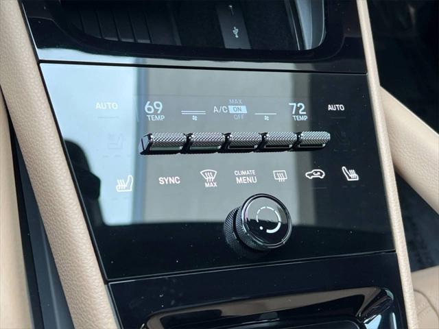 2025 Porsche Cayenne Unknown