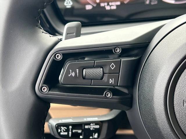 2025 Porsche Cayenne Unknown