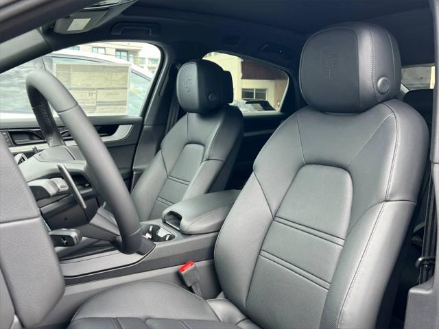2025 Porsche Cayenne Coupe