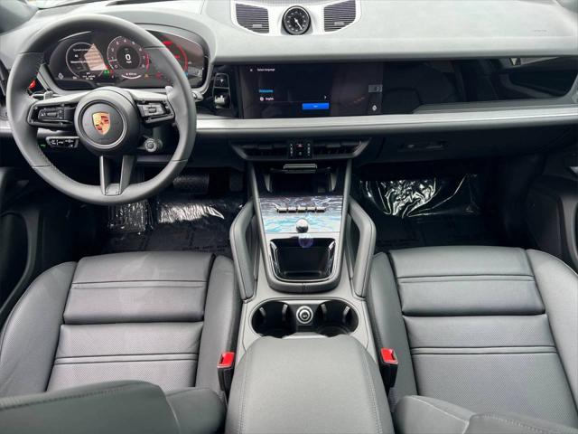 2025 Porsche Cayenne Coupe