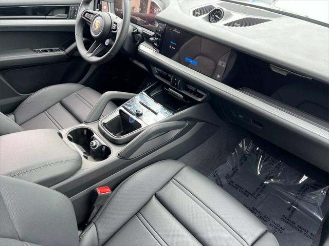 2025 Porsche Cayenne Coupe
