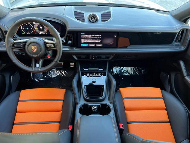 2025 Porsche Cayenne Turbo GT