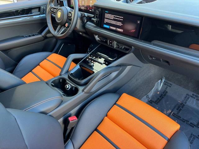 2025 Porsche Cayenne Turbo GT
