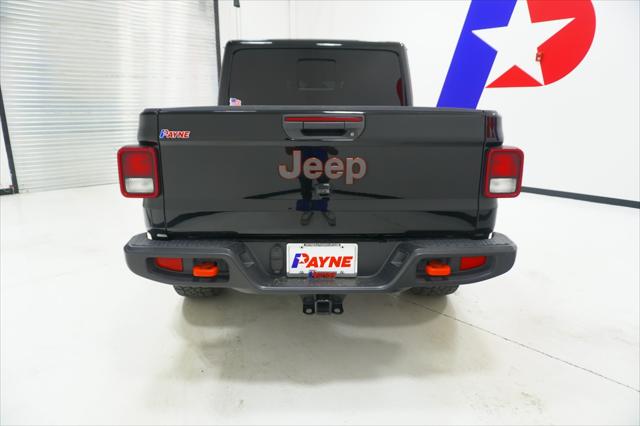 2022 Jeep Gladiator Sport
