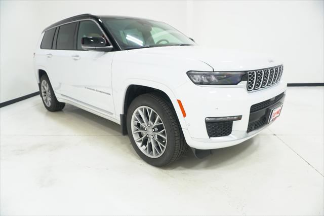 2025 Jeep Grand Cherokee L Summit 4x4