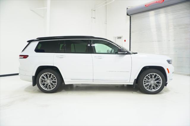 2025 Jeep Grand Cherokee L Summit 4x4